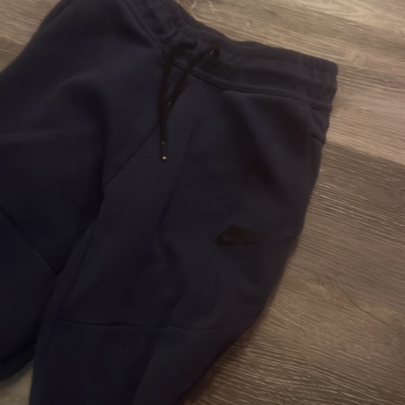 Nike tech navy blue, Large kids very nice, like new - Picture 2 of 4